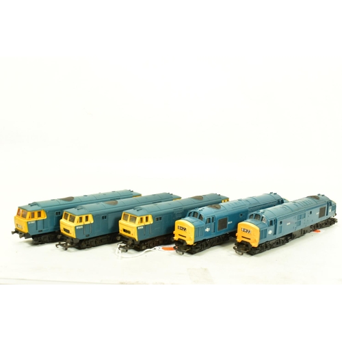 115 - THREE BOXED TRI-ANG HORNBY OO GAUGE CLASS 35 HYMEK LOCOMOTIVES, 3 x No.D7063 and partially repainted... 