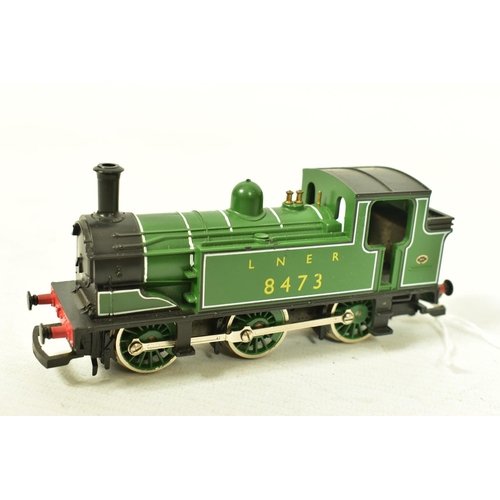 149 - THREE BOXED MAINLINE AND HORNBY OO GAUGE L.N.E.R. TANK LOCOMOTIVES,  Mainline class J72, No. 581 (37... 