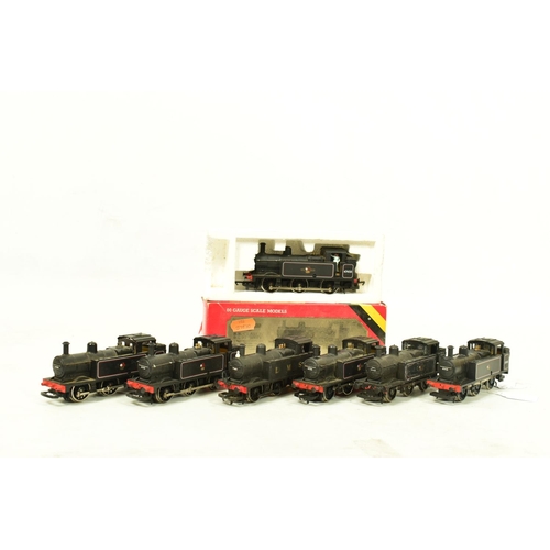 152 - SEVEN BOXED HORNBY OO GAUGE CLASS 3F JINTY TANK LOCOMOTIVES, renumbered No.7561, L.M.S. plain black ... 