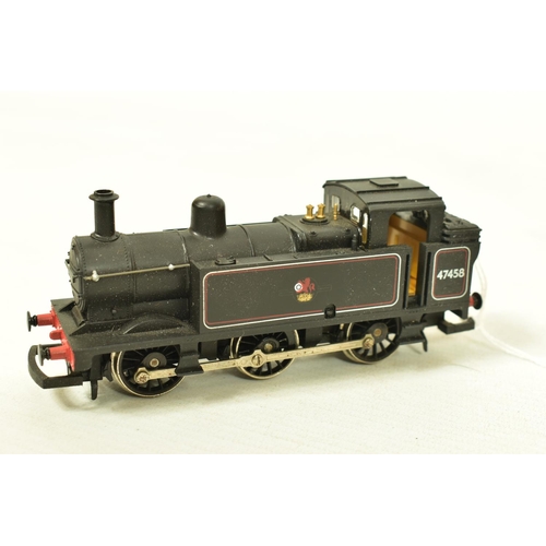 152 - SEVEN BOXED HORNBY OO GAUGE CLASS 3F JINTY TANK LOCOMOTIVES, renumbered No.7561, L.M.S. plain black ... 