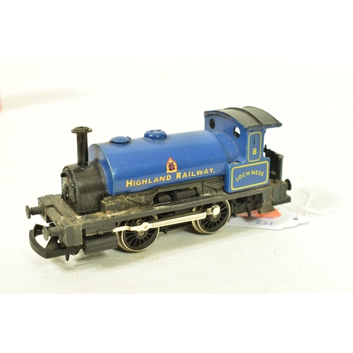 153 - FIVE BOXED HORNBY OO GAUGE CLASS 0F PUG SADDLE TANK LOCOMOTIVES, 2 x No.270, C.R. blue livery (R057)... 