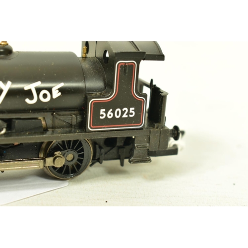 154 - FIVE BOXED HORNBY OO GAUGE CLASS 0F PUG SADDLE TANK LOCOMOTIVES, No.16030, L.M.S. black livery (R337... 