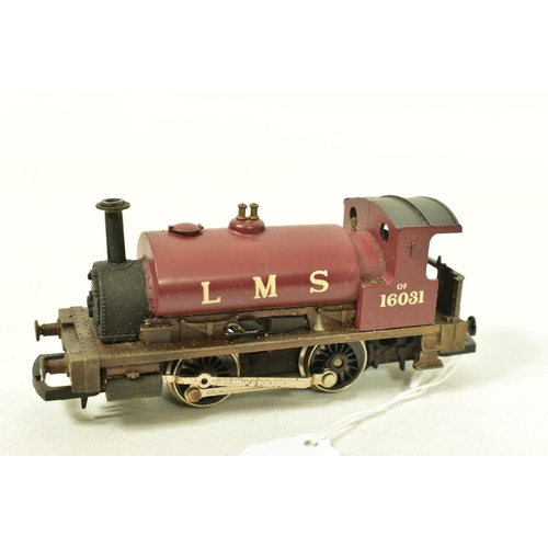 154 - FIVE BOXED HORNBY OO GAUGE CLASS 0F PUG SADDLE TANK LOCOMOTIVES, No.16030, L.M.S. black livery (R337... 