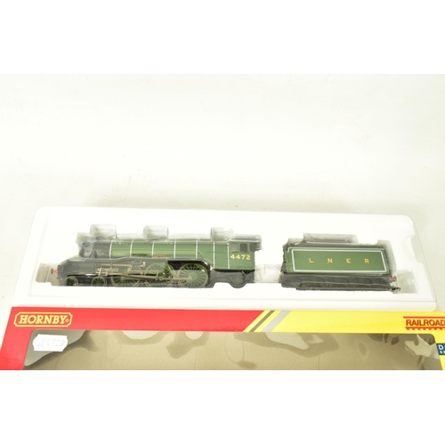 162 - TWO BOXED HORNBY RAILWAYS OO GAUGE CLASS A3 'FLYING SCOTSMAN' LOCOMOTIVES, both No.4472, L.N.E.R. li... 