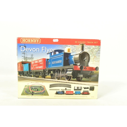 164 - TWO BOXED HORNBY OO GAUGE TRAIN SETS, The Coastal Freight, No.R1111, comprising class D Industrial t... 