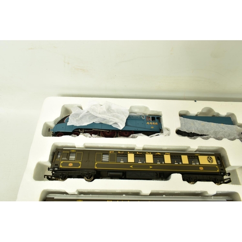 168 - A BOXED HORNBY RAILWAYS OO GAUGE THE MALLARD PASSENGER SPECIAL EDITION TRAIN SET, No.R1103, complete... 