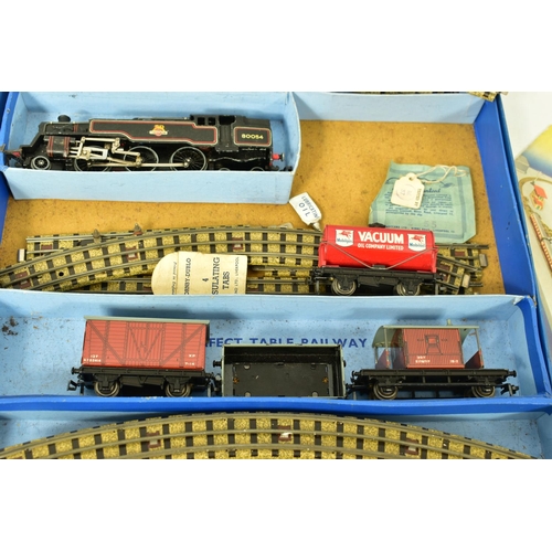 171 - TWO BOXED HORNBY DUBLO TRAIN SETS, 'Duchess of Montrose', No.EDP12, comprising Duchess class locomot... 