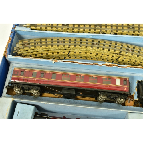 173 - A BOXED HORNBY DUBLO 'DUCHESS OF ATHOLL' TRAIN SET, No.EDP2, comprising Duchess class locomotive 'Du... 