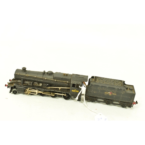 178 - AN UNBOXED HORNBY DUBLO CLASS 8F LOCOMOTIVE AND TENDER, No.48158, B.R. black livery (LT25/3225), wit... 