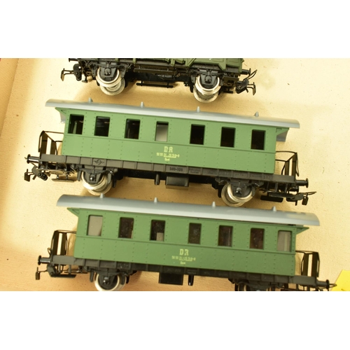 180 - A PIKO HO GAUGE CLASS 244 ELECTRIC LOCOMOTIVE, No.244 068-3, D.R. green and red livery (BR244), mino... 