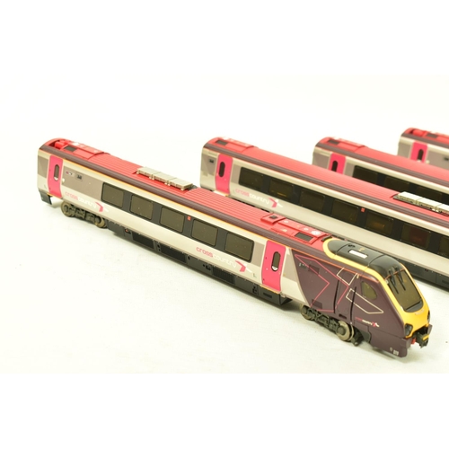 182 - AN UNBOXED BACHMANN OO GAUGE CLASS 220 VOYAGER FOUR CAR D.M.U. SET, No.220 017, (60217, 60317, 60417... 