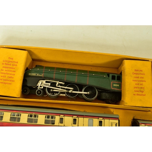 191 - A BOXED HORNBY DUBLO SILVER KING TRAIN SET, No.EDP15, comprising A4 class locomotive 'Silver King' N... 