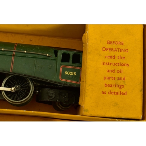 191 - A BOXED HORNBY DUBLO SILVER KING TRAIN SET, No.EDP15, comprising A4 class locomotive 'Silver King' N... 