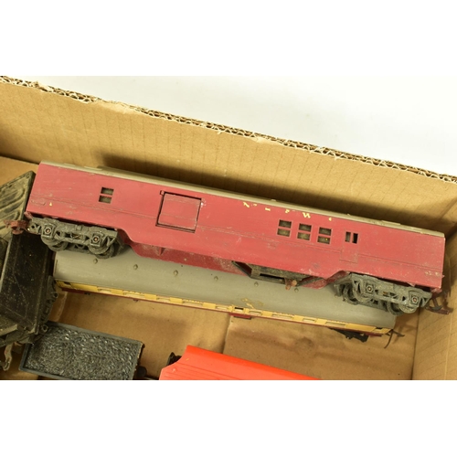 198 - A QUANTITY OF UNBOXED AND ASSORTED MAINLY TRI-ANG OO GAUGE MODEL RAILWAY ITEMS, all in playworn cond... 