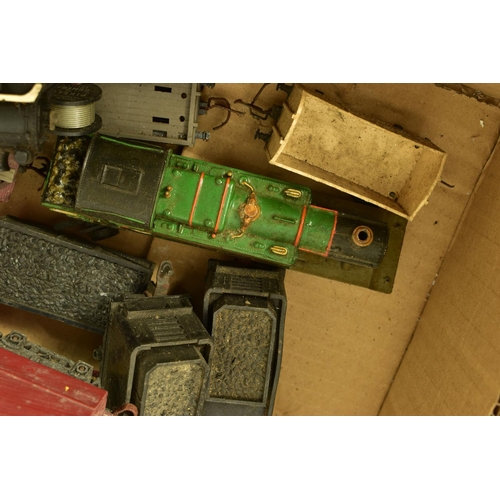 198 - A QUANTITY OF UNBOXED AND ASSORTED MAINLY TRI-ANG OO GAUGE MODEL RAILWAY ITEMS, all in playworn cond... 