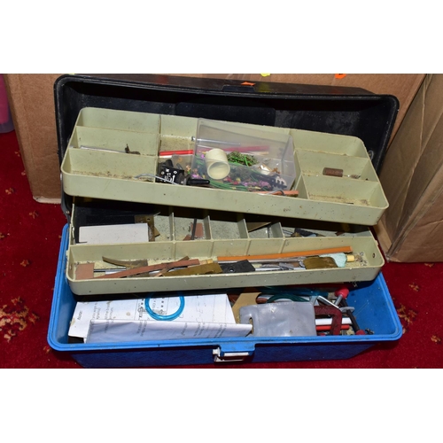 200 - A VERY LARGE QUANTITY OF MODEL RAILWAY LOCOMOTIVE SPARE PARTS, ACCESSORIES AND TOOLS ETC., assorted ... 