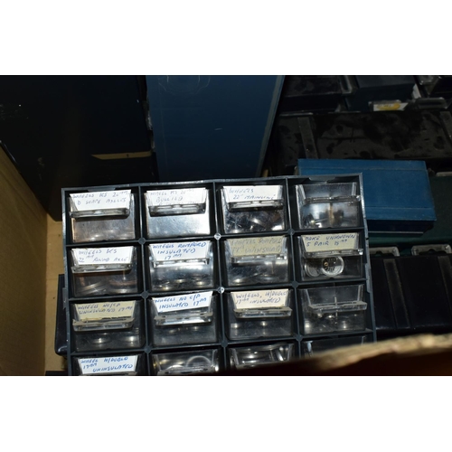 200 - A VERY LARGE QUANTITY OF MODEL RAILWAY LOCOMOTIVE SPARE PARTS, ACCESSORIES AND TOOLS ETC., assorted ... 