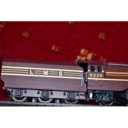 206 - A QUANTITY OF BOXED HORNBY RAILWAYS OO GAUGE ROLLING STOCK AND LINESIDE ACCESSORIES,  to include Rai... 