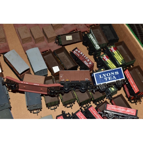 211 - A QUANTITY OF UNBOXED AND ASSORTED OO & HO GAUGE ROLLING STOCK, assorted items to include, Mainline,... 