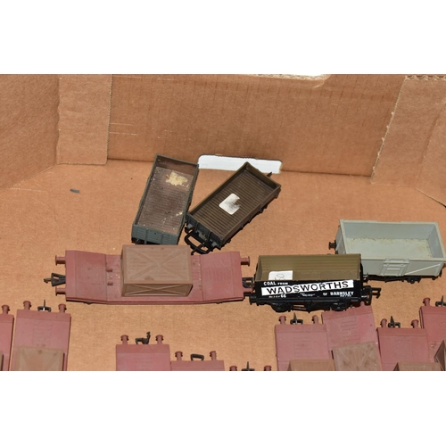 211 - A QUANTITY OF UNBOXED AND ASSORTED OO & HO GAUGE ROLLING STOCK, assorted items to include, Mainline,... 