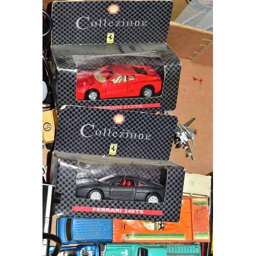 215 - A QUANTITY OF UNBOXED AND ASSORTED OO GAUGE MODEL RAILWAY ITEMS, to include class 101 tank locomotiv... 