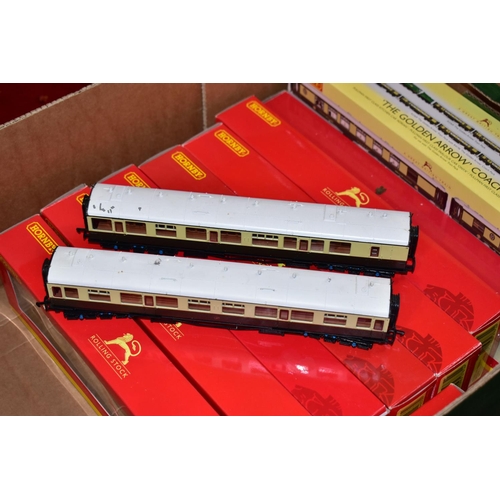 222 - A QUANTITY OF BOXED AND UNBOXED OO GAUGE ROLLING STOCK AND TRACK ETC., to include Hornby Great Briti... 