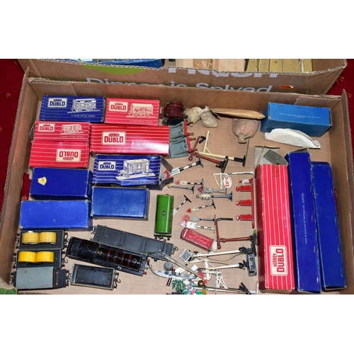 228 - A QUANTITY OF BOXED AND UNBOXED HORNBY DUBLO MODELS RAILWAY ITEMS, to include class N2 tank locomoti... 