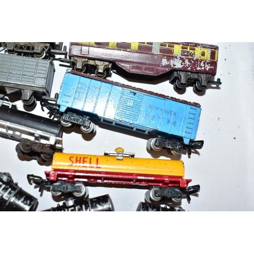 230 - A QUANTITY OF UNBOXED AND ASSORTED LONE STAR OOO N GAUGE MODEL RAILWAY ITEMS, all are push-along ite... 