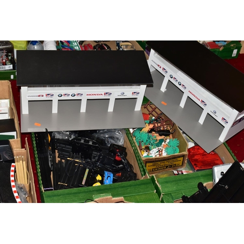 439 - A LARGE COLLECTION OF SCALEXTRIC ACCESSORIES AND TRACK, to include Pits and other trackside building... 