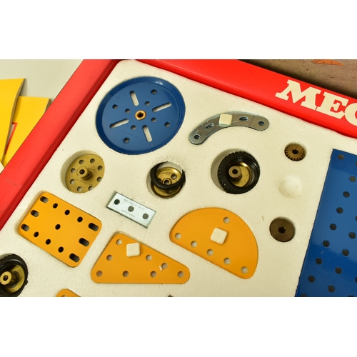 235 - A VINTAGE MECCANO 6 STANDARD RANGE CONSTRUCTION SET, accompanied by its papers, stickers and Meccano... 