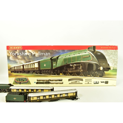 231 - A BOXED HORNBY RAILWAYS OO GAUGE YORKSHIRE PULLMAN TRAIN SET, No.R1136, comprising A4 class locomoti... 