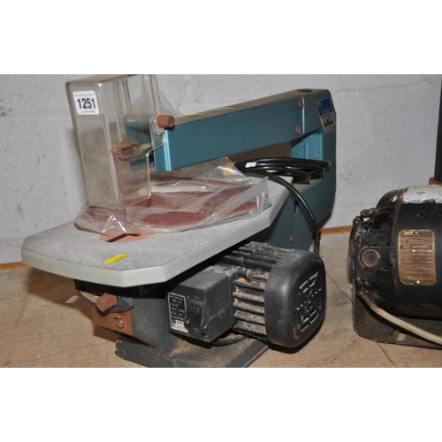 1251 - A DRAPER FS400 16IN FRETSAW/SCROLL SAW (PAT pass and working) and a vintage bespoke disc sander with... 