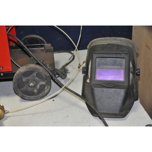 1278 - A CLARKE WELD MIG160T MIG WELDING PLANT with gas regulator, an auto welding mask and various magneti... 