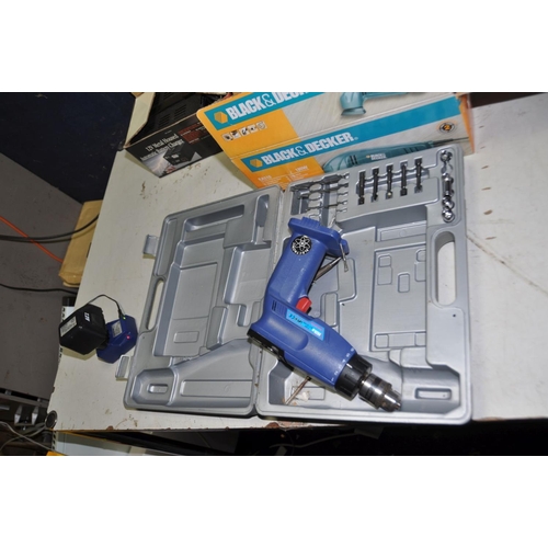 1339 - A NEW IN BOX BLACK AND DECKER DETAIL SANDER, a new in box Challenge Planer (both not requiring PAT),... 