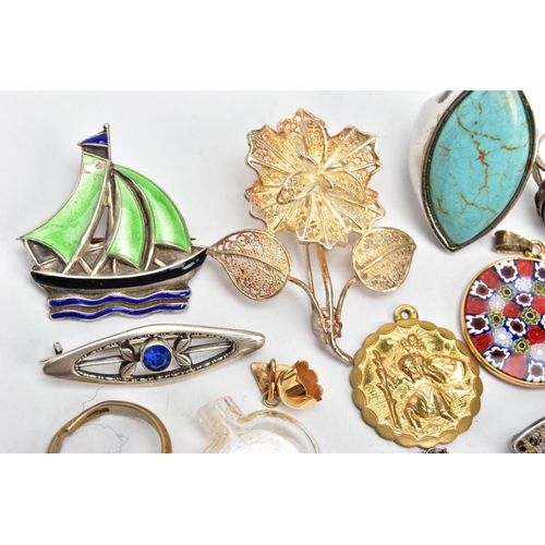 133 - BROOCHES, RINGS AND PENDANTS, to include a white metal and delft set brooch unmarked, a white metal ... 