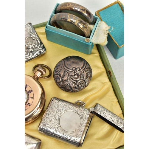 170 - A BOX OF ASSORTED SILVER ITEMS, to include a silver vesta, detailed with a foliage pattern, hallmark... 