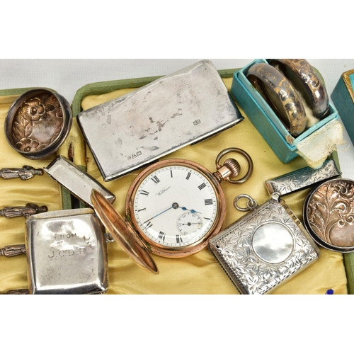 170 - A BOX OF ASSORTED SILVER ITEMS, to include a silver vesta, detailed with a foliage pattern, hallmark... 