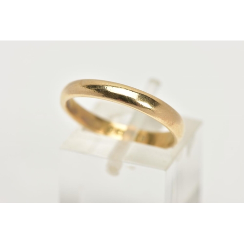 19 - A 9CT GOLD BAND RING, plain polished yellow gold, approximate width 3mm, hallmarked 9ct Birmingham 1... 