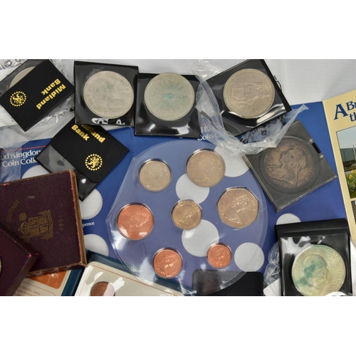 204 - A BAG OF COINS AND COMMEMORATIVES, to include a British first decimal coin set, a 'United Kingdom un... 