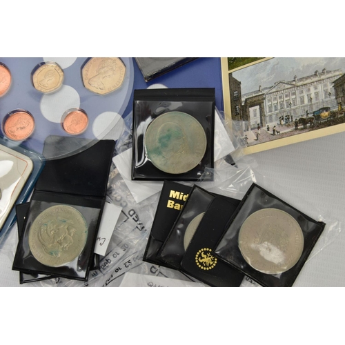 204 - A BAG OF COINS AND COMMEMORATIVES, to include a British first decimal coin set, a 'United Kingdom un... 