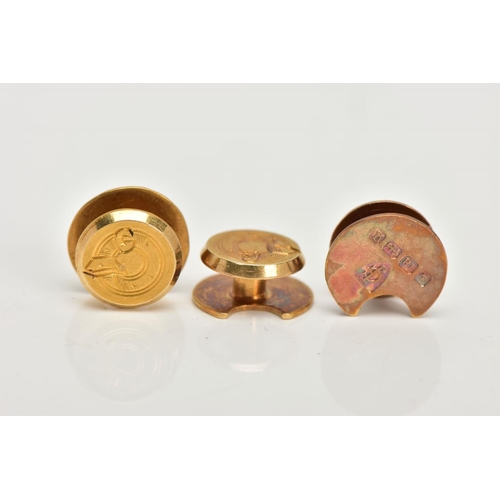 62 - A SET OF LATE 19TH CENTURY 18CT GOLD DRESS STUDS, a set of three dress studs each detailed with a bu... 