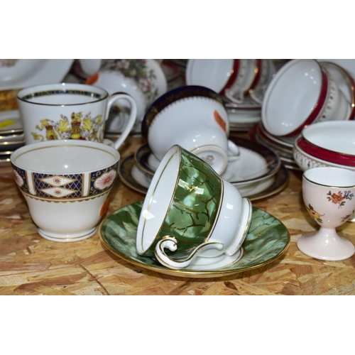 435 - A TWENTY TWO PIECE AYNSLEY DURHAM TEA SET AND OTHER AYNSLEY WARES, Durham 1646 tea set comprises a c... 