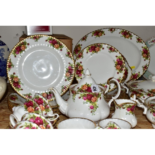 436 - A FIFTY ONE PIECE ROYAL ALBERT OLD COUNTRY ROSES DINNER SERVICE, with boxes for twenty two pieces, c... 