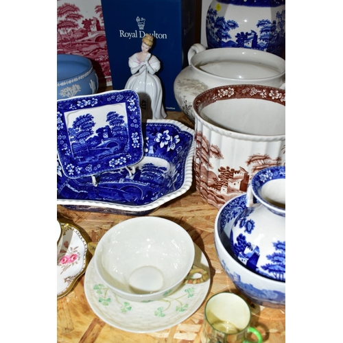 437 - A GROUP OF CERAMICS, to include a boxed Royal Doulton Denise HN2477 figurine, a Royal Crown Derby Im... 