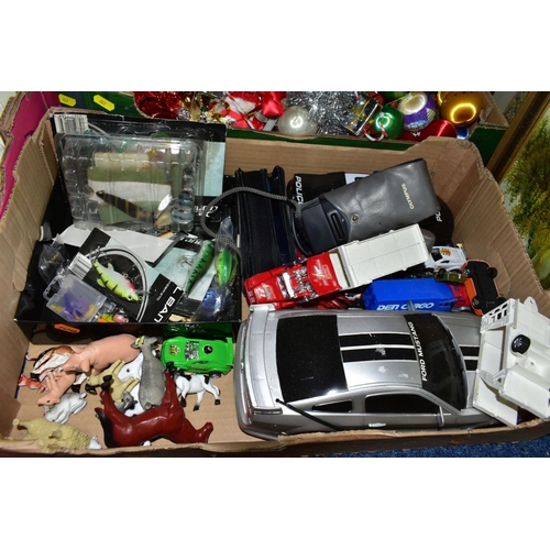 443 - FIVE BOXES AND LOOSE CERAMICS, PICTURES, CHRISTMAS DECORATIONS, CDS AND SUNDRY ITEMS, to include a t... 