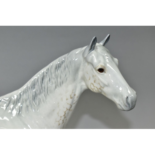 487 - A BESWICK LARGE HUNTER, SECOND VERSION, MODEL NO.1734, in grey gloss, height 30cm (Condition report:... 