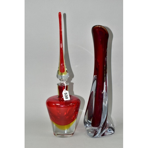 530 - TWO PIECES OF LATE 20TH CENTURY MURANO STYLE CASED GLASSWARE, comprising a large perfume bottle with... 