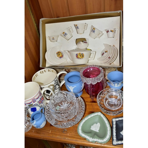 566 - A BOXED CORONATION CHILDREN'S TEA SET, CERAMICS AND GLASSWARES, to include an Einco 1953 Coronation ... 