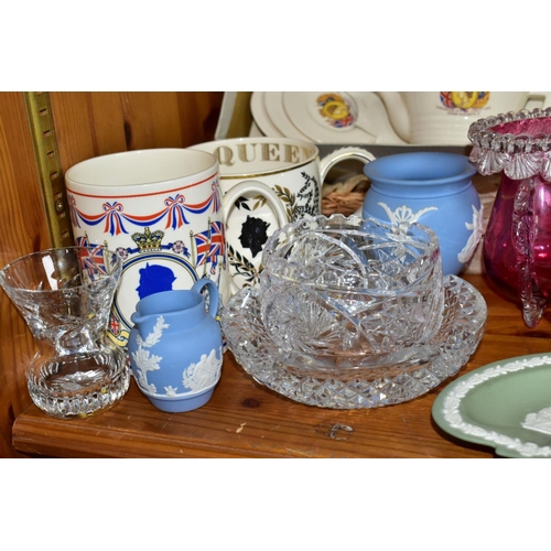 566 - A BOXED CORONATION CHILDREN'S TEA SET, CERAMICS AND GLASSWARES, to include an Einco 1953 Coronation ... 