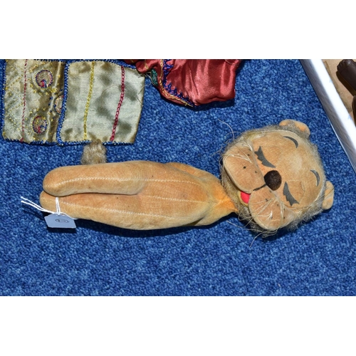 604 - VINTAGE DOLLS AND SOFT TOYS, comprising a cloth doll of a belly dancer wearing traditional dress, ap... 